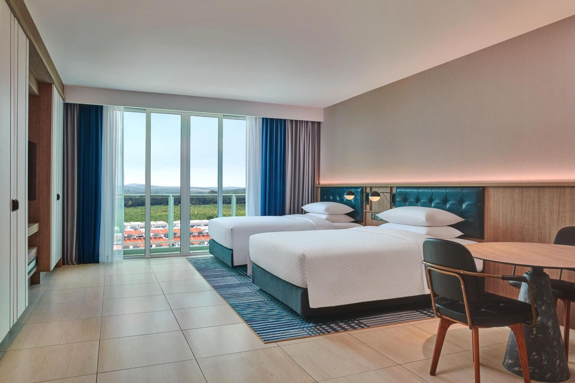 Four Points By Sheraton Hotel 4*